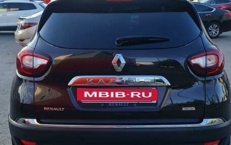 Renault Kaptur I рестайлинг, 2017 год, 1 830 000 рублей, 3 фотография
