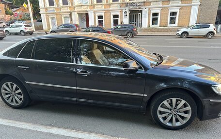 Volkswagen Phaeton I рестайлинг, 2012 год, 1 999 999 рублей, 4 фотография