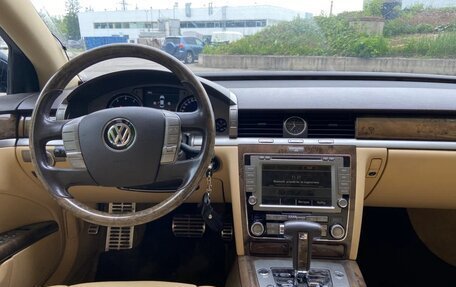 Volkswagen Phaeton I рестайлинг, 2012 год, 1 999 999 рублей, 7 фотография