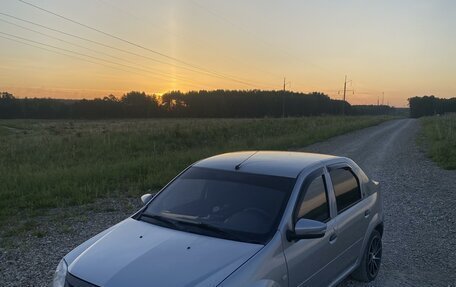 Renault Logan I, 2012 год, 780 000 рублей, 1 фотография