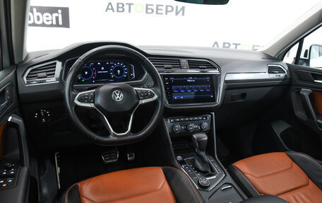 Volkswagen Tiguan II, 2019 год, 2 991 000 рублей, 35 фотография