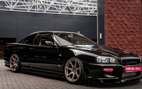 Nissan Skyline, 2001 год, 3 400 000 рублей, 3 фотография