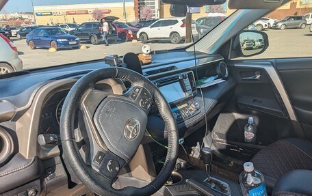 Toyota RAV4, 2014 год, 1 950 000 рублей, 13 фотография