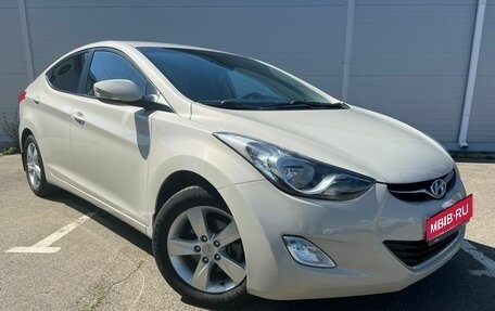 Hyundai Elantra V, 2013 год, 995 000 рублей, 1 фотография