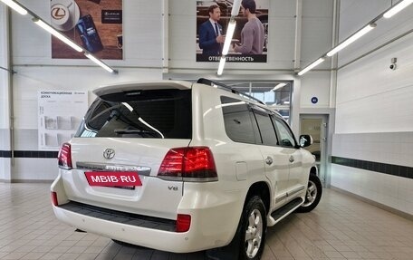 Toyota Land Cruiser 200, 2015 год, 4 149 000 рублей, 8 фотография