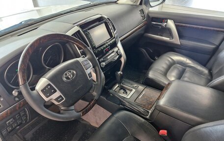 Toyota Land Cruiser 200, 2015 год, 4 149 000 рублей, 19 фотография