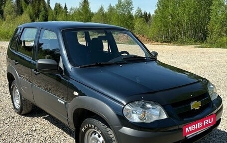 Chevrolet Niva I рестайлинг, 2013 год, 677 000 рублей, 2 фотография