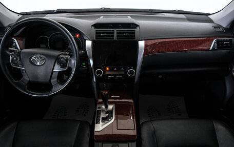 Toyota Camry, 2013 год, 2 249 000 рублей, 11 фотография