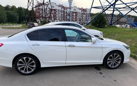 Honda Accord IX рестайлинг, 2013 год, 1 700 000 рублей, 4 фотография