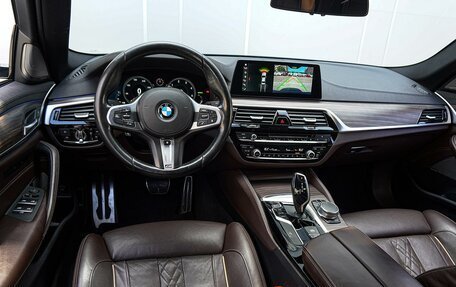 BMW 5 серия, 2019 год, 4 650 000 рублей, 6 фотография