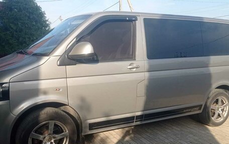 Volkswagen Caravelle T5, 2012 год, 1 470 000 рублей, 4 фотография