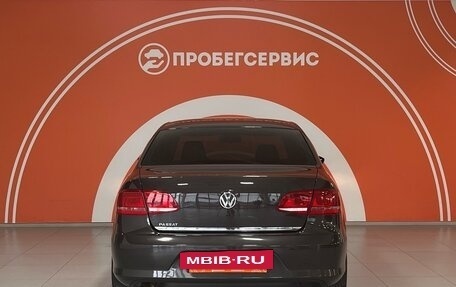 Volkswagen Passat B7, 2011 год, 1 100 000 рублей, 6 фотография