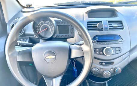 Chevrolet Spark III, 2011 год, 575 000 рублей, 10 фотография