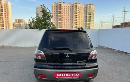 Mitsubishi Outlander III рестайлинг 3, 2003 год, 780 000 рублей, 4 фотография