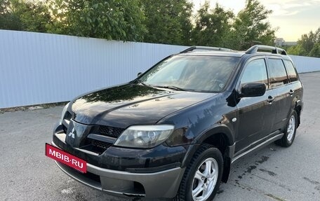 Mitsubishi Outlander III рестайлинг 3, 2003 год, 780 000 рублей, 3 фотография