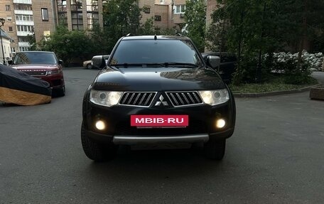 Mitsubishi Pajero Sport II рестайлинг, 2011 год, 1 450 000 рублей, 2 фотография