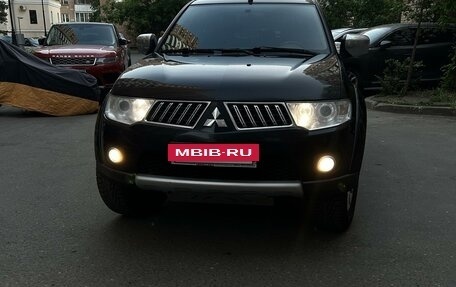 Mitsubishi Pajero Sport II рестайлинг, 2011 год, 1 450 000 рублей, 3 фотография