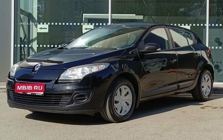 Renault Megane III, 2013 год, 860 000 рублей, 1 фотография