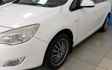 Opel Astra J, 2011 год, 1 049 000 рублей, 11 фотография
