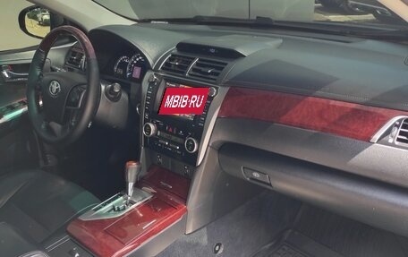 Toyota Camry, 2012 год, 1 800 000 рублей, 20 фотография