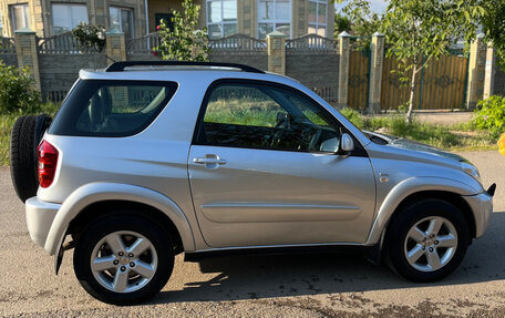 Toyota RAV4, 2004 год, 1 200 000 рублей, 7 фотография