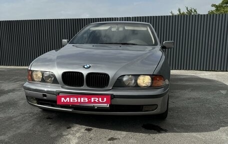 BMW 5 серия, 1998 год, 650 000 рублей, 12 фотография
