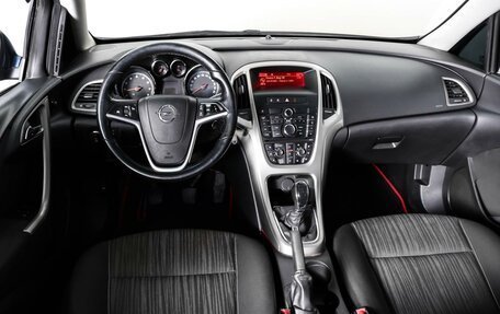 Opel Astra J, 2010 год, 799 000 рублей, 6 фотография