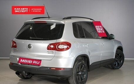 Volkswagen Tiguan I, 2011 год, 1 337 200 рублей, 2 фотография