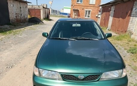 Nissan Almera, 1998 год, 257 000 рублей, 2 фотография