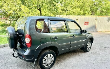 Chevrolet Niva I рестайлинг, 2011 год, 469 000 рублей, 4 фотография