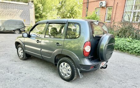 Chevrolet Niva I рестайлинг, 2011 год, 469 000 рублей, 5 фотография