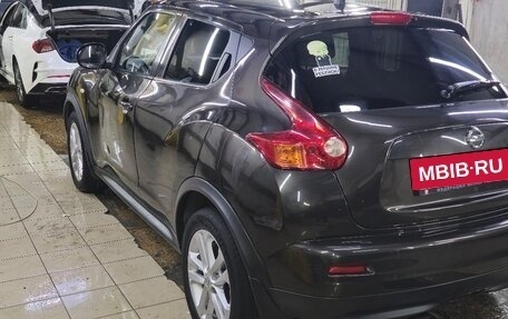 Nissan Juke II, 2012 год, 950 000 рублей, 6 фотография