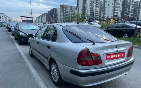 Mitsubishi Carisma I, 2003 год, 255 000 рублей, 2 фотография