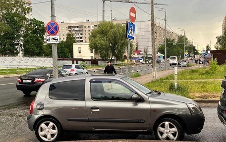 Renault Clio III, 2001 год, 430 000 рублей, 11 фотография