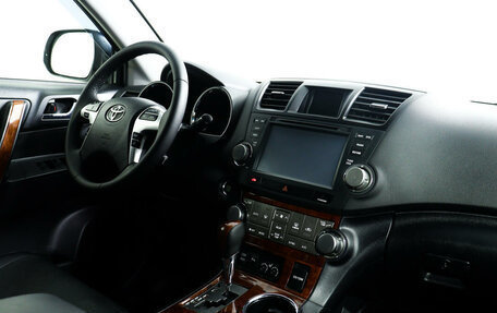 Toyota Highlander III, 2012 год, 2 200 000 рублей, 9 фотография