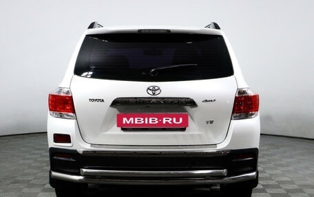 Toyota Highlander III, 2012 год, 2 200 000 рублей, 6 фотография