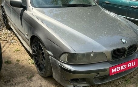 BMW 5 серия, 1998 год, 520 000 рублей, 3 фотография