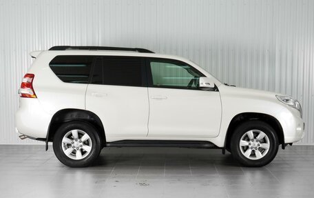 Toyota Land Cruiser Prado 150 рестайлинг 2, 2015 год, 3 658 000 рублей, 5 фотография