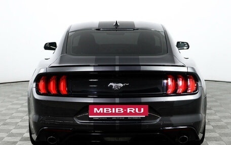 Ford Mustang VI рестайлинг, 2020 год, 3 300 000 рублей, 6 фотография