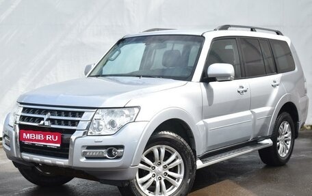 Mitsubishi Pajero IV, 2015 год, 3 147 000 рублей, 1 фотография