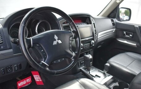 Mitsubishi Pajero IV, 2015 год, 3 147 000 рублей, 13 фотография