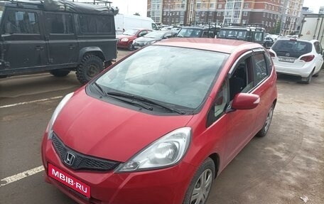 Honda Jazz II рестайлинг, 2012 год, 1 000 000 рублей, 1 фотография