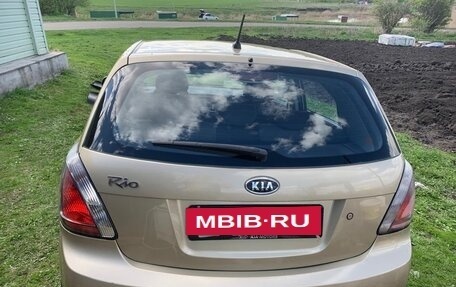 KIA Rio II, 2009 год, 705 000 рублей, 2 фотография