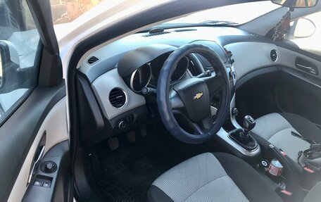 Chevrolet Cruze II, 2014 год, 850 000 рублей, 8 фотография