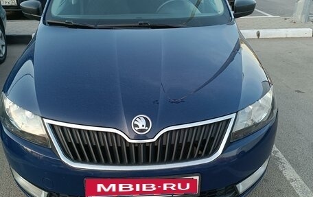 Skoda Rapid I, 2015 год, 1 050 000 рублей, 1 фотография