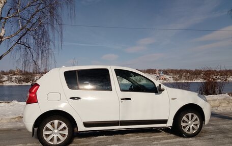 Renault Sandero I, 2012 год, 250 000 рублей, 5 фотография