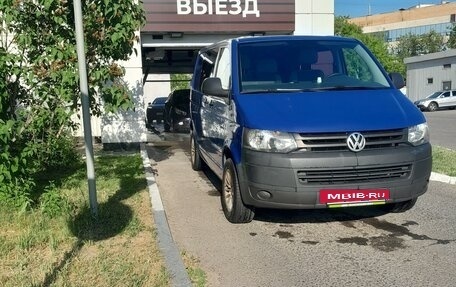 Volkswagen Transporter T5 рестайлинг, 2014 год, 1 800 000 рублей, 2 фотография