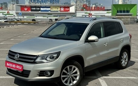 Volkswagen Tiguan I, 2012 год, 1 700 000 рублей, 2 фотография