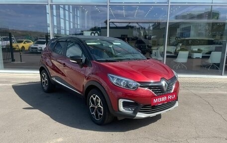 Renault Kaptur I рестайлинг, 2018 год, 1 799 000 рублей, 3 фотография