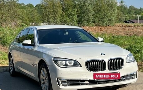 BMW 7 серия, 2013 год, 2 570 000 рублей, 3 фотография